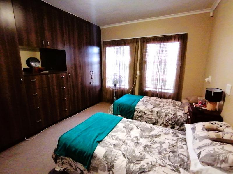 2 Bedroom Property for Sale in Sonkring Western Cape